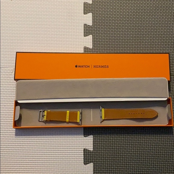 Hermes Apple Watch Band - Picture 3 of 4
